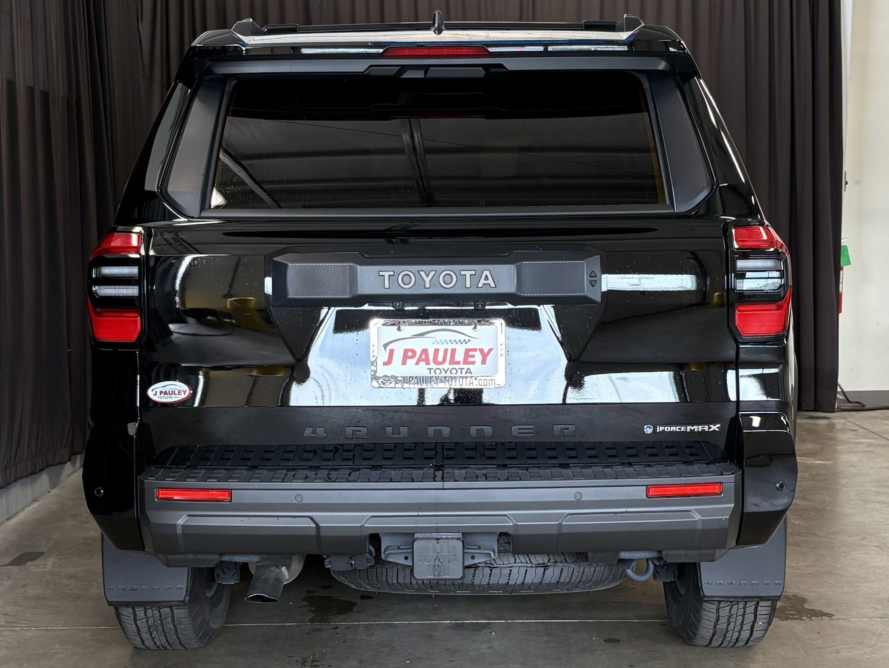 Certified 2025 Toyota 4Runner TRD Off-Road Premium AWD/4WD image 31