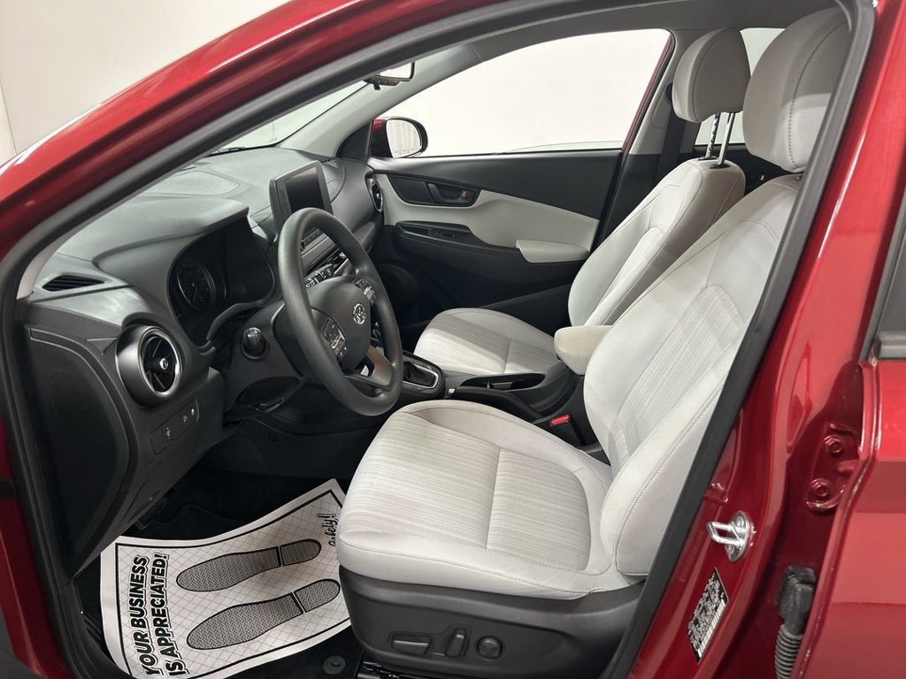 Used 2023 Hyundai Kona SEL AWD/4WD image 9