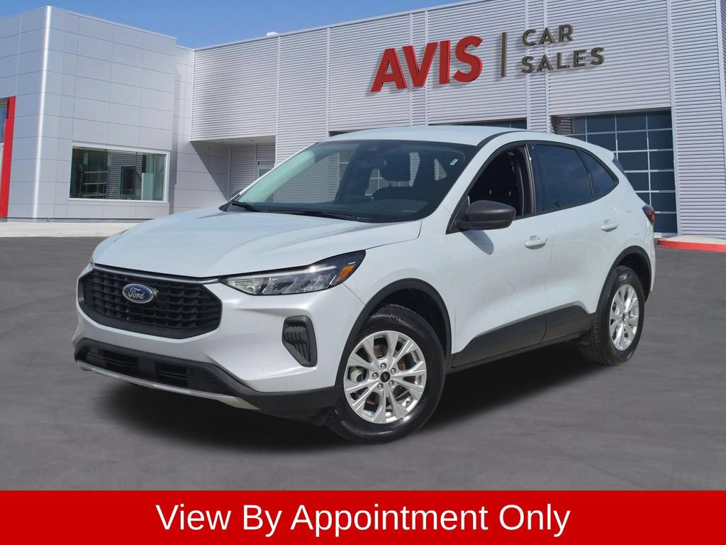 Used 2025 Ford Escape Active AWD/4WD image 1