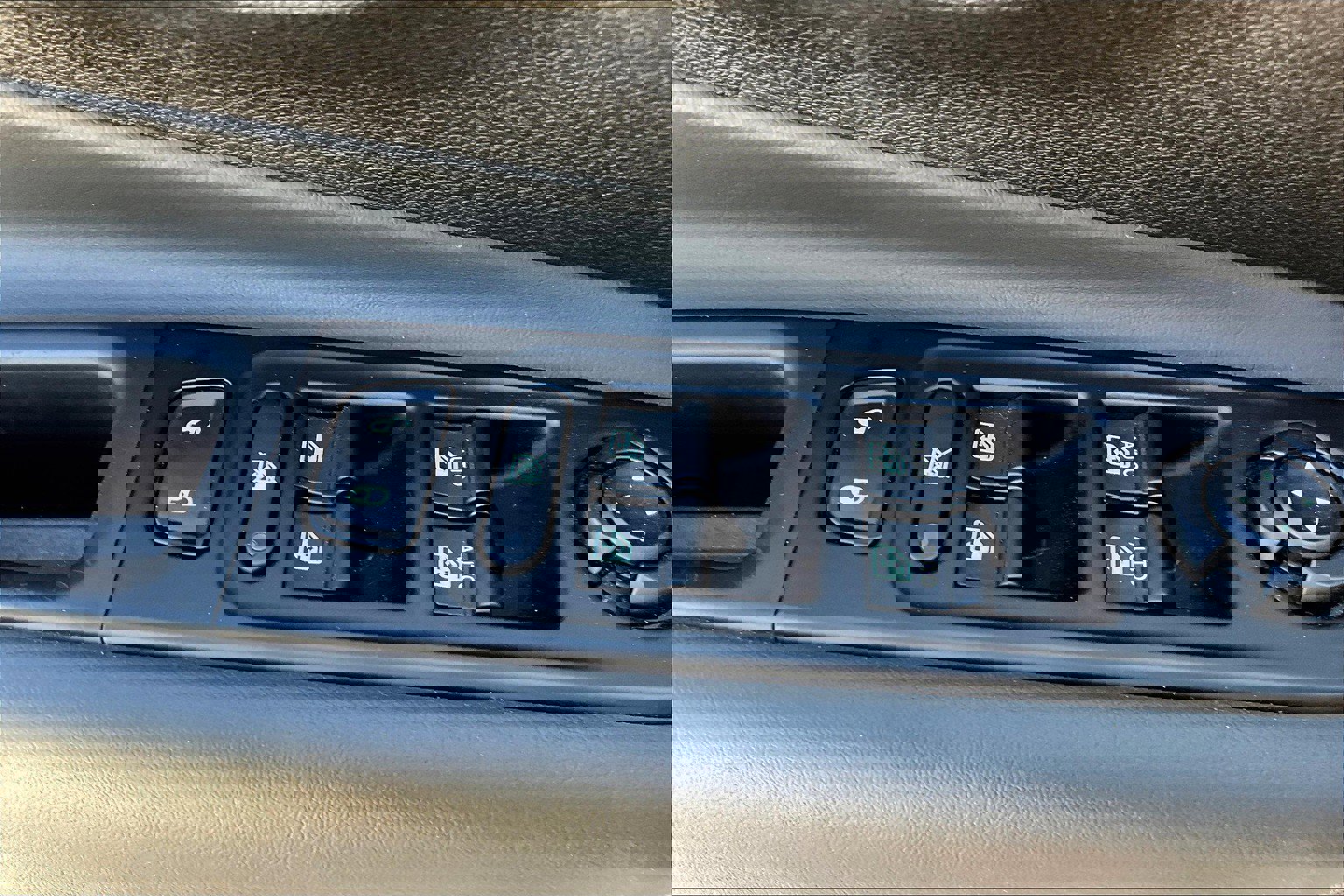 Used 2021 Jeep Renegade Limited w/ Sun & Sound Group image 34