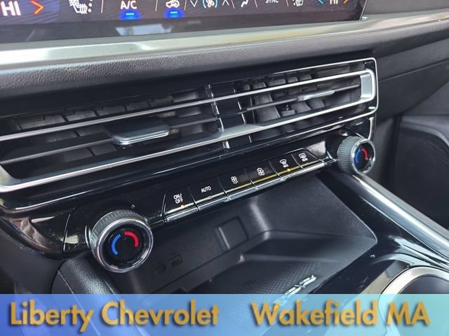 Used 2024 Chevrolet Traverse LT AWD/4WD image 11