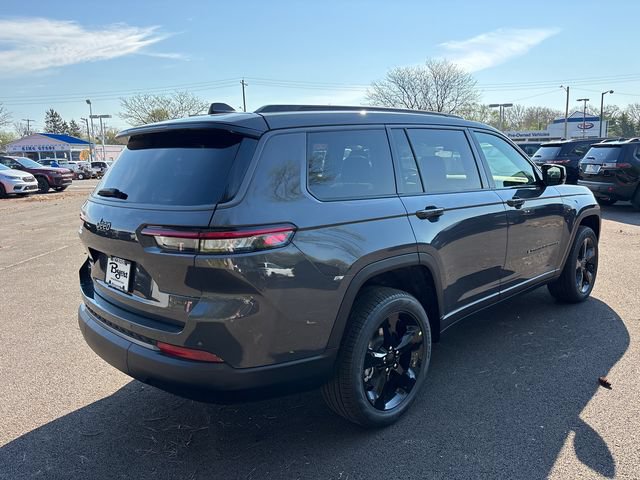 New 2026 Jeep Grand Cherokee L Limited w/ Limited Altitude Package AWD/4WD image 30