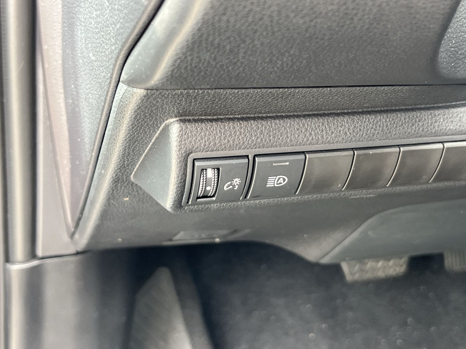 Used 2026 Toyota Corolla LE FWD image 26