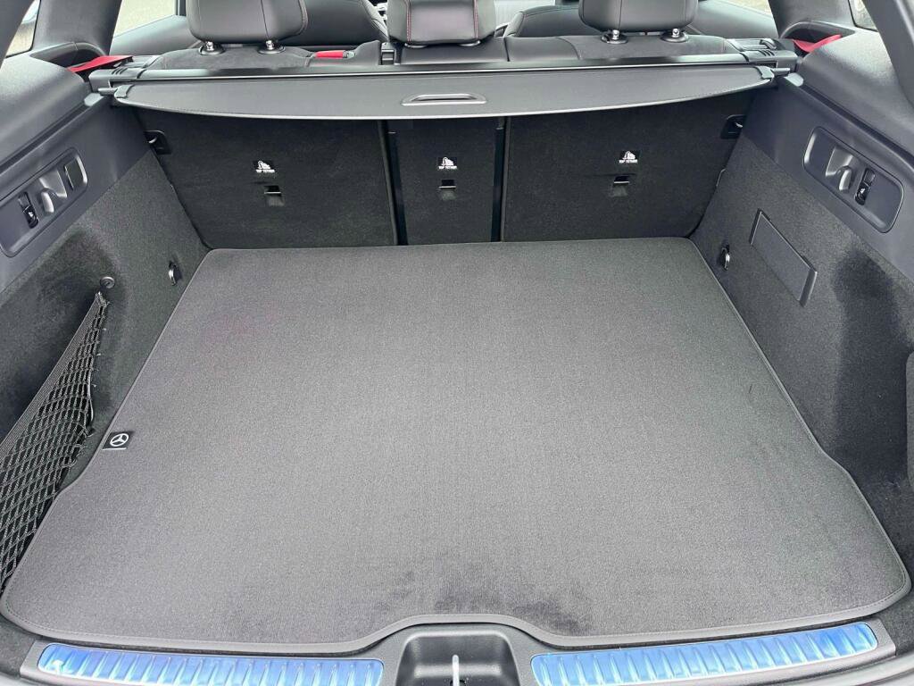 New 2026 Mercedes-Benz GLC 43 AMG 4MATIC image 17