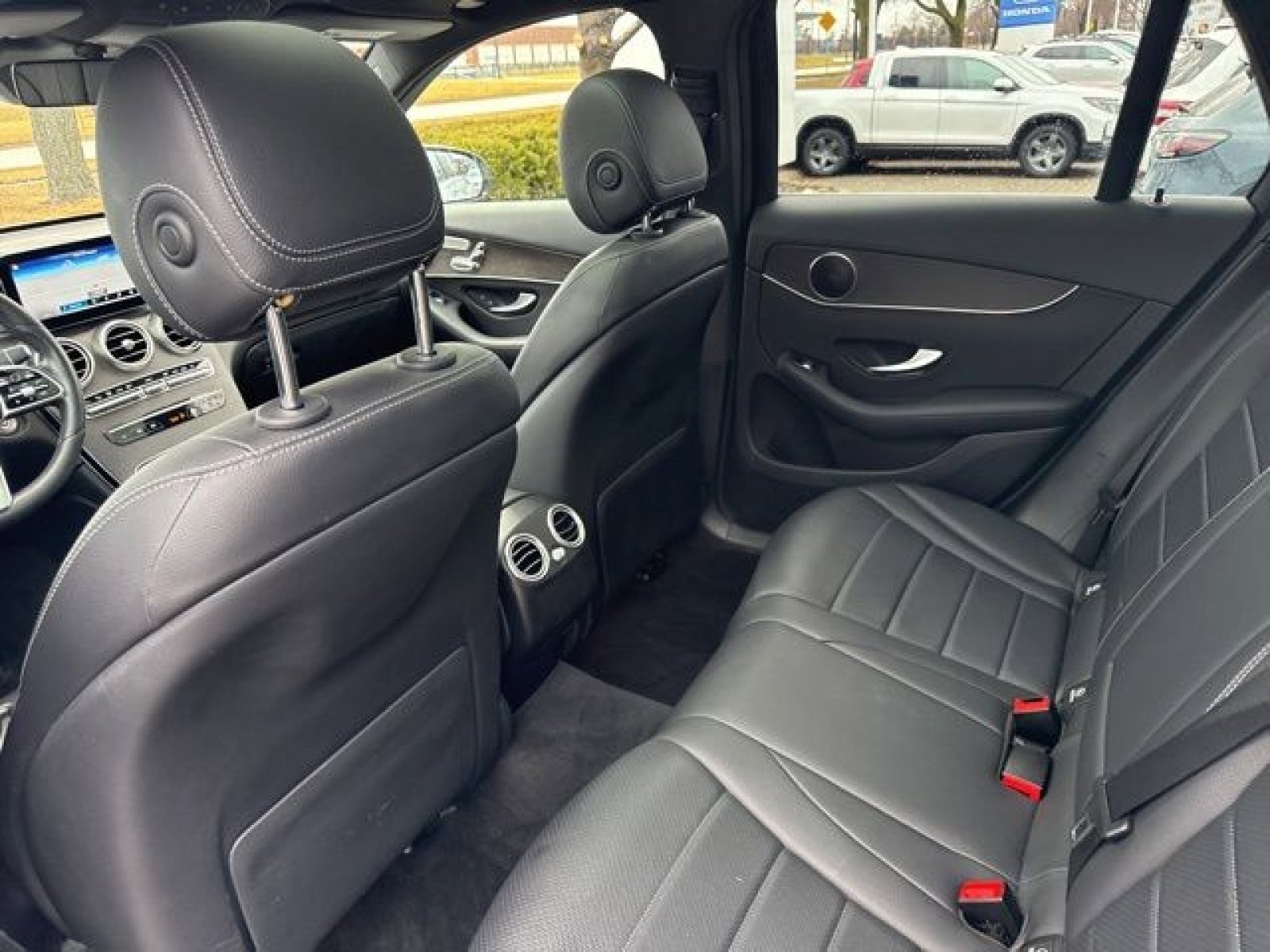 Used 2020 Mercedes-Benz GLC 300 4MATIC image 14