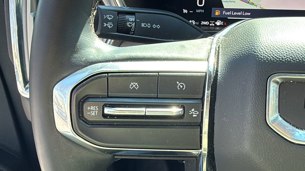 Used 2024 GMC Canyon Denali image 29