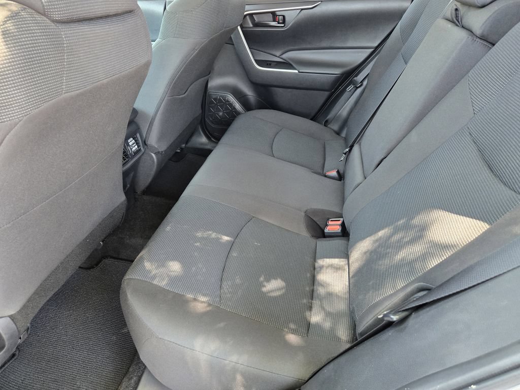 Used 2024 Toyota RAV4 LE FWD image 18