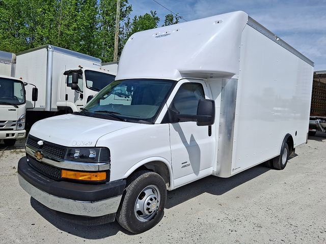 New 2024 Chevrolet Express 4500 w/ Driver Convenience Package RWD image 1
