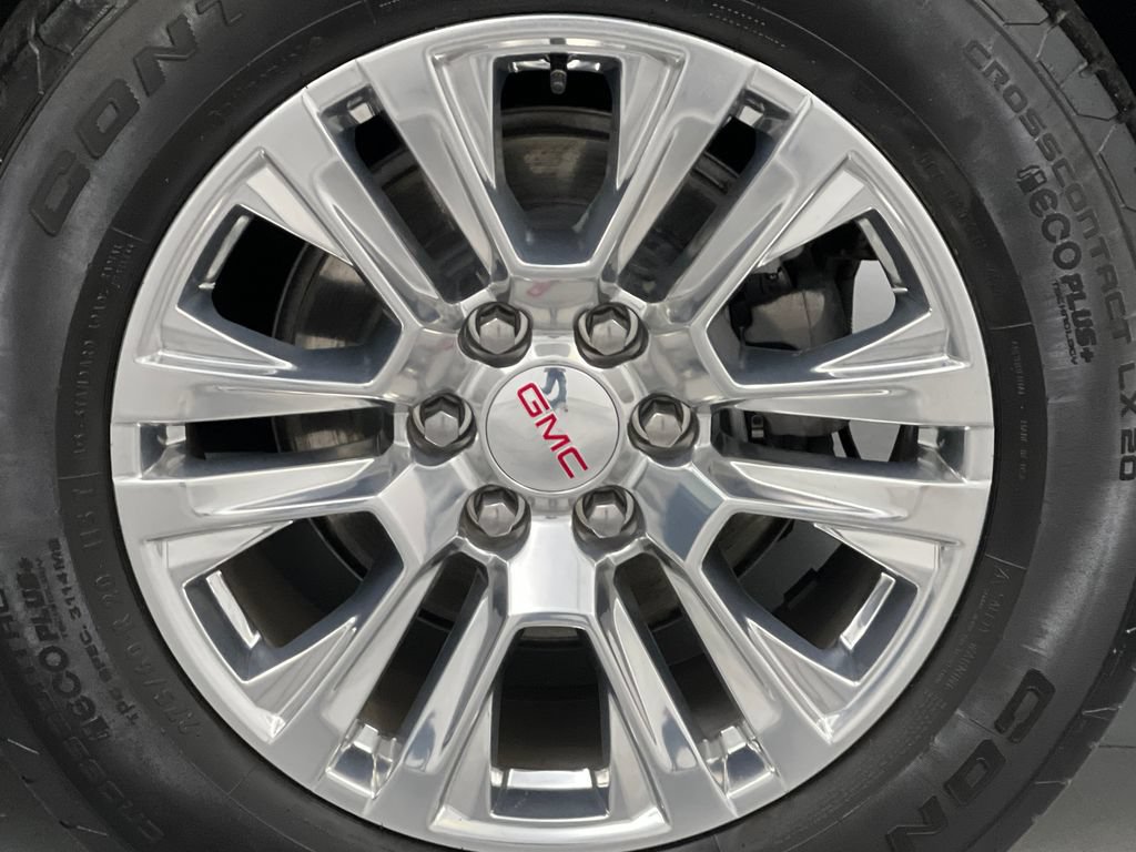 Used 2025 GMC Yukon XL Denali RWD image 74