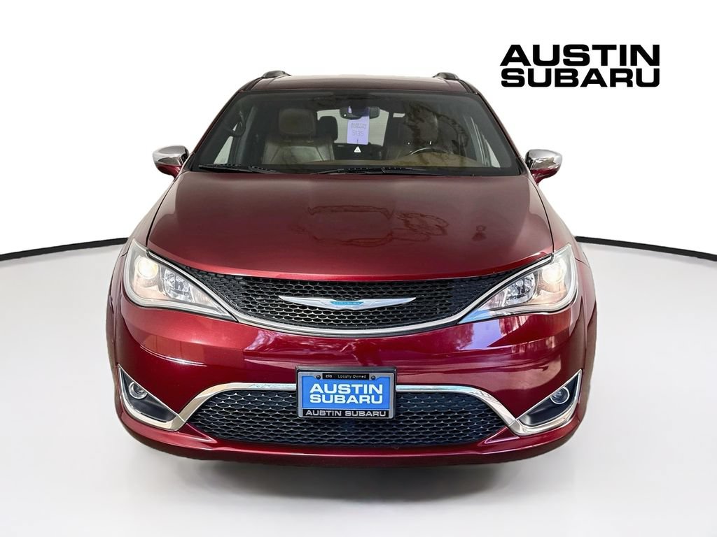 Used 2020 Chrysler Pacifica Limited FWD image 2