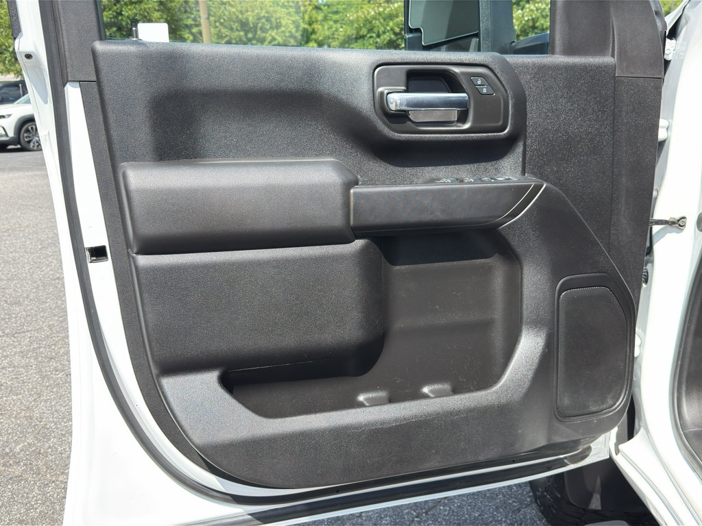 Used 2025 Chevrolet Silverado 2500 Custom AWD/4WD image 33