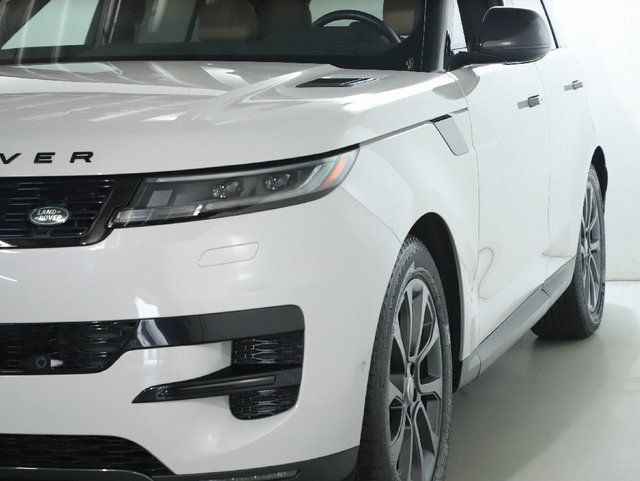 Certified 2024 Land Rover Range Rover Sport SE AWD/4WD image 14