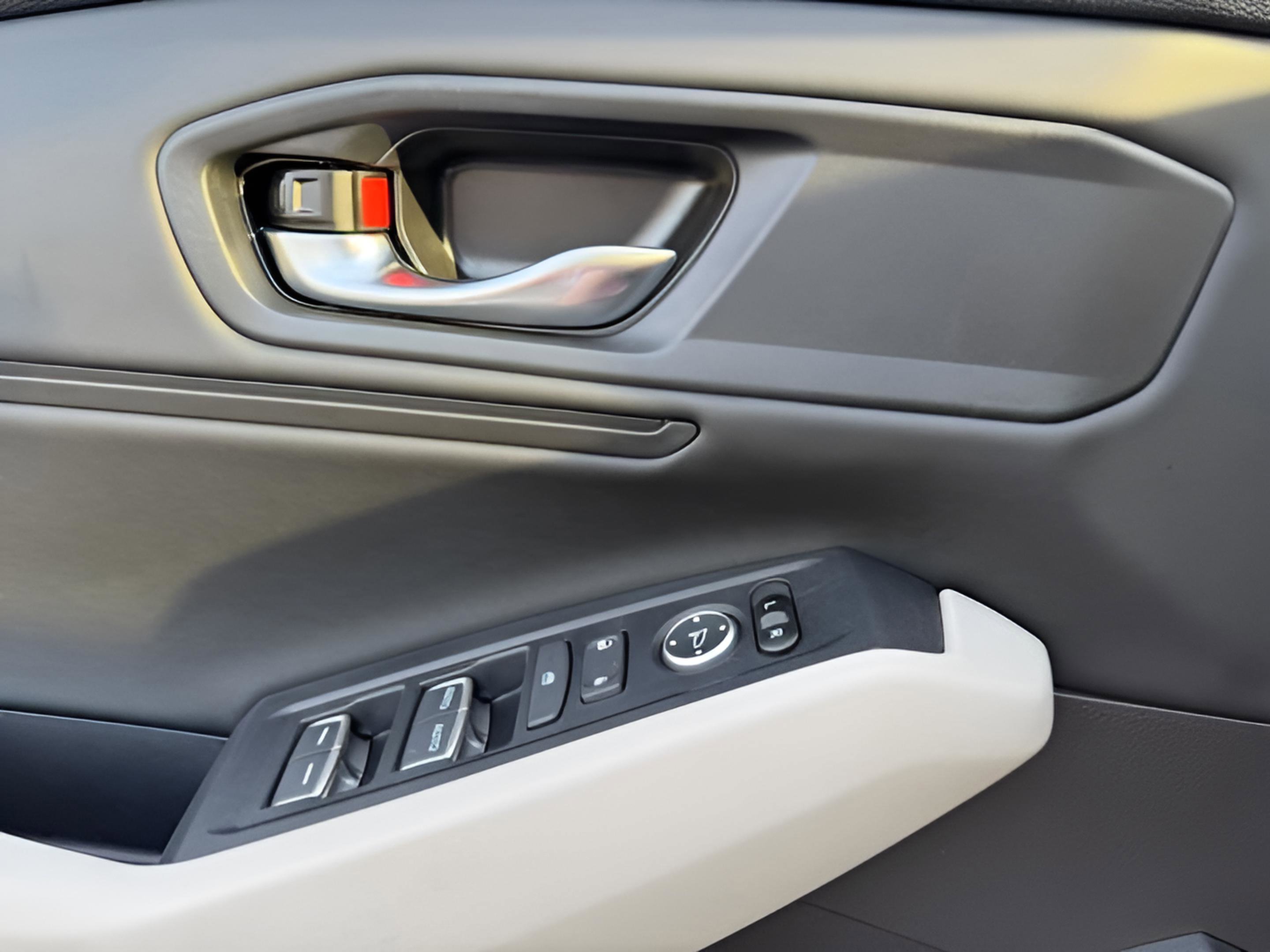 Certified 2025 Honda Accord SE image 19