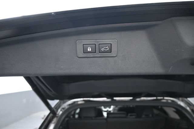 Used 2025 Subaru Outback Limited AWD/4WD image 7