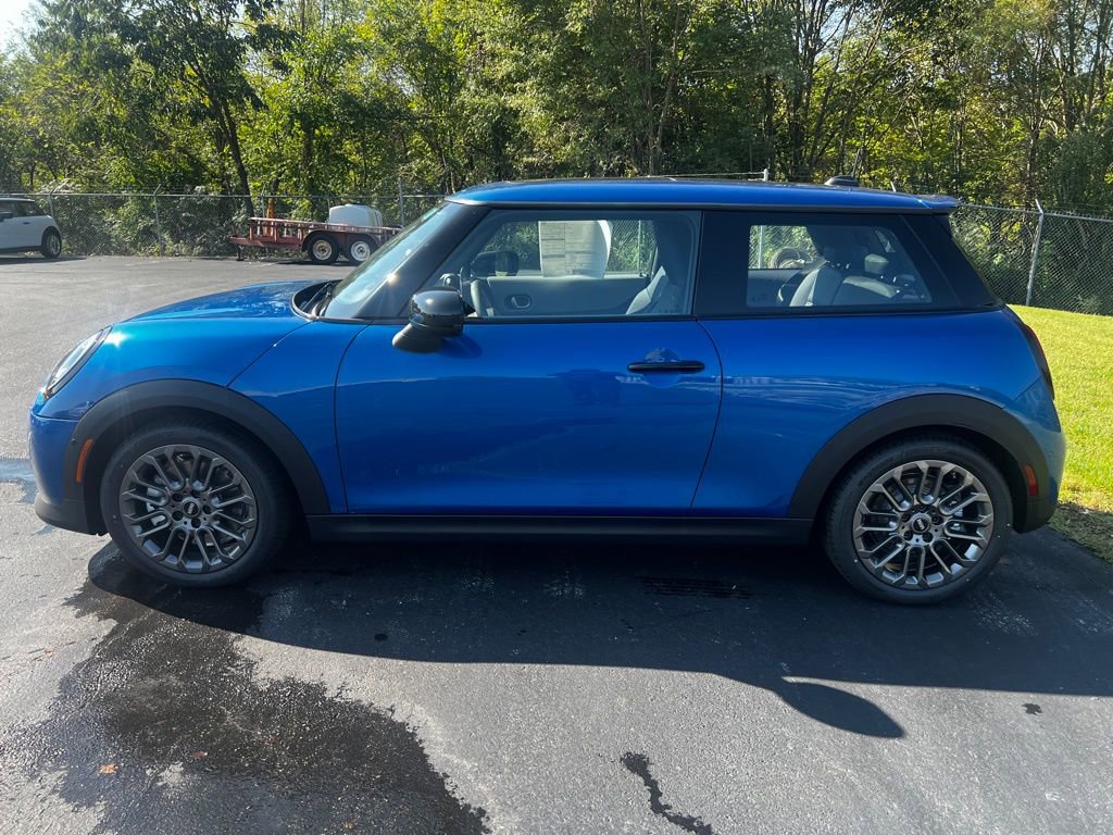 Certified 2025 MINI Cooper S image 8