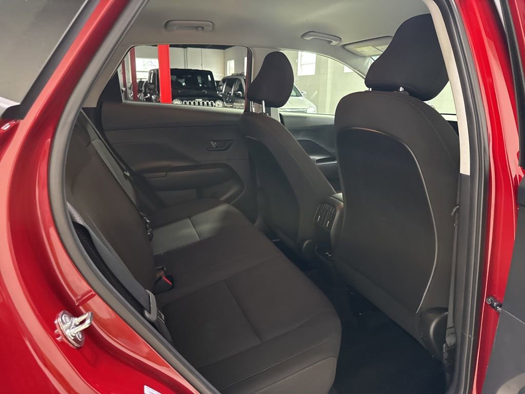 Used 2025 Hyundai Kona SEL image 34