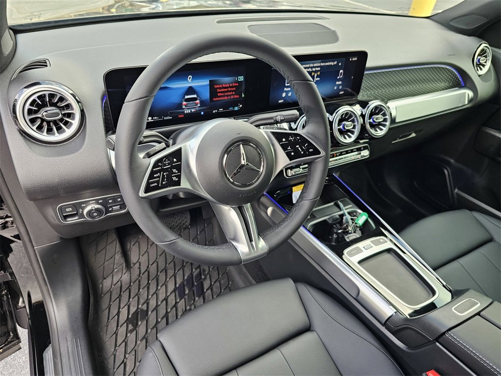 Used 2025 Mercedes-Benz GLB 250 image 14