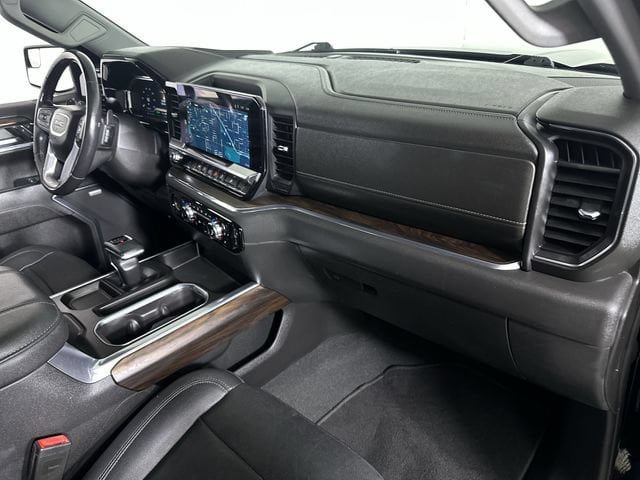 Used 2023 GMC Sierra 1500 SLT AWD/4WD image 30