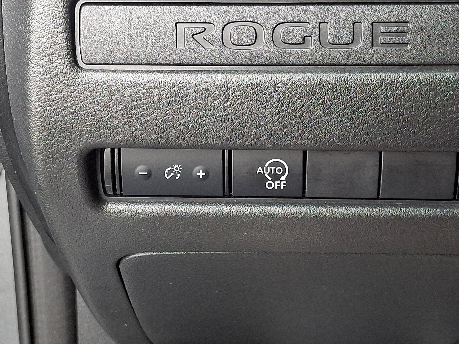 Certified 2023 Nissan Rogue S image 25