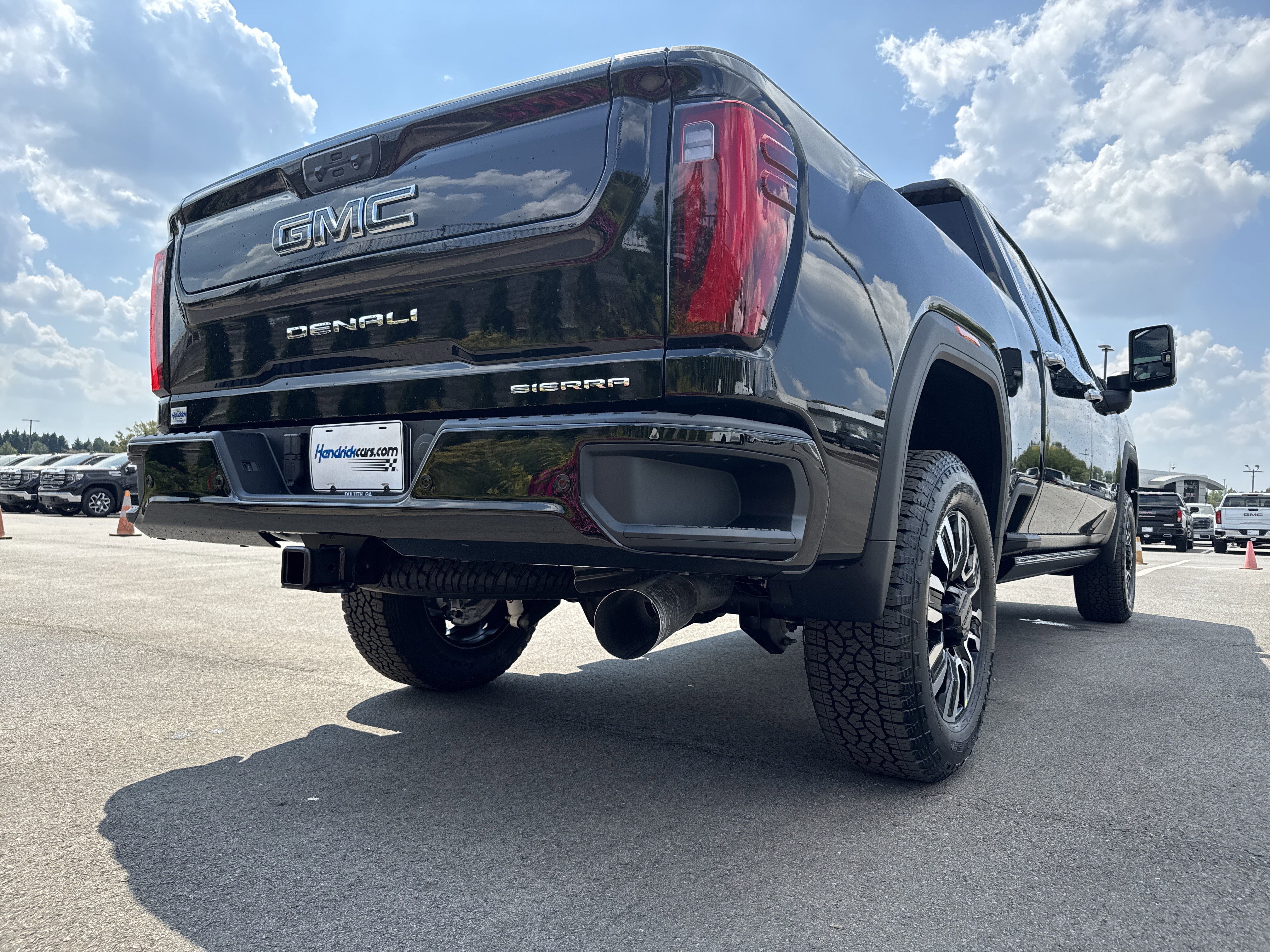 New 2026 GMC Sierra 2500 Denali Ultimate image 10