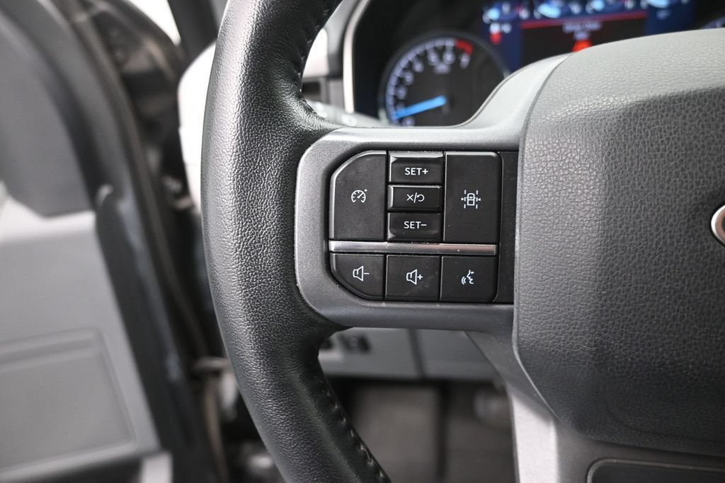 Used 2022 Ford F150 XLT w/ Equipment Group 302A High AWD/4WD image 7