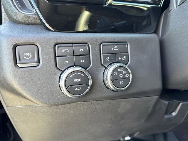 New 2026 GMC Sierra 1500 Elevation image 18