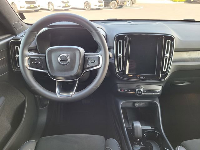 Used 2023 Volvo C40 P8 Recharge Ultimate AWD/4WD image 7