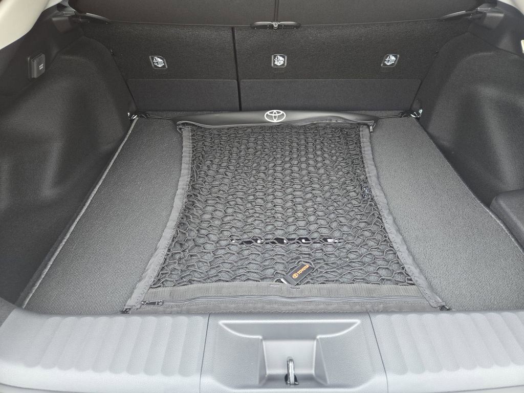 New 2026 Toyota Prius Plug-In Hybrid FWD image 23