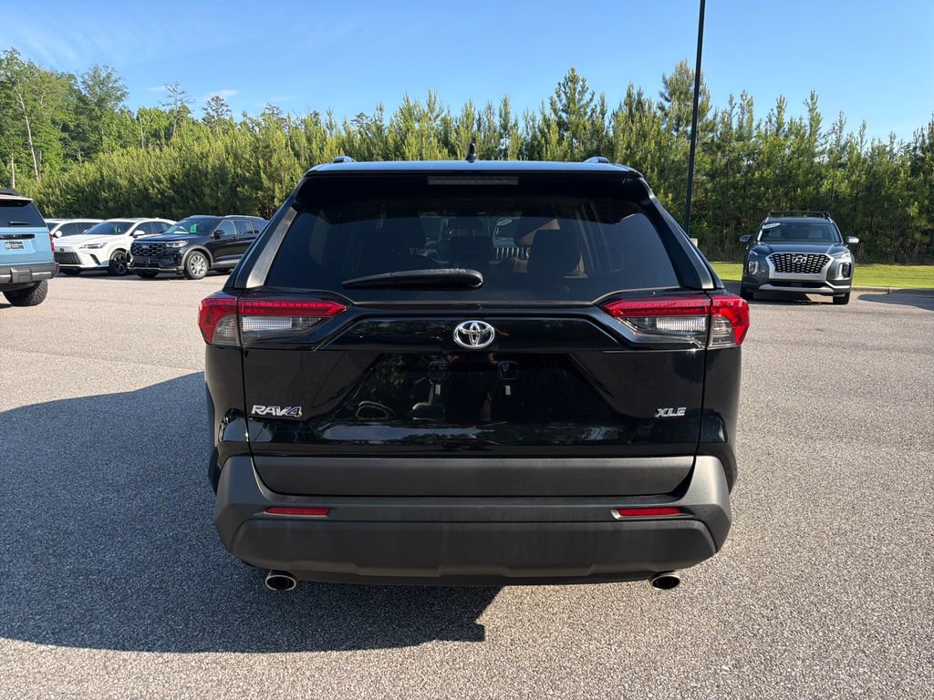 Used 2022 Toyota RAV4 XLE Premium FWD image 21