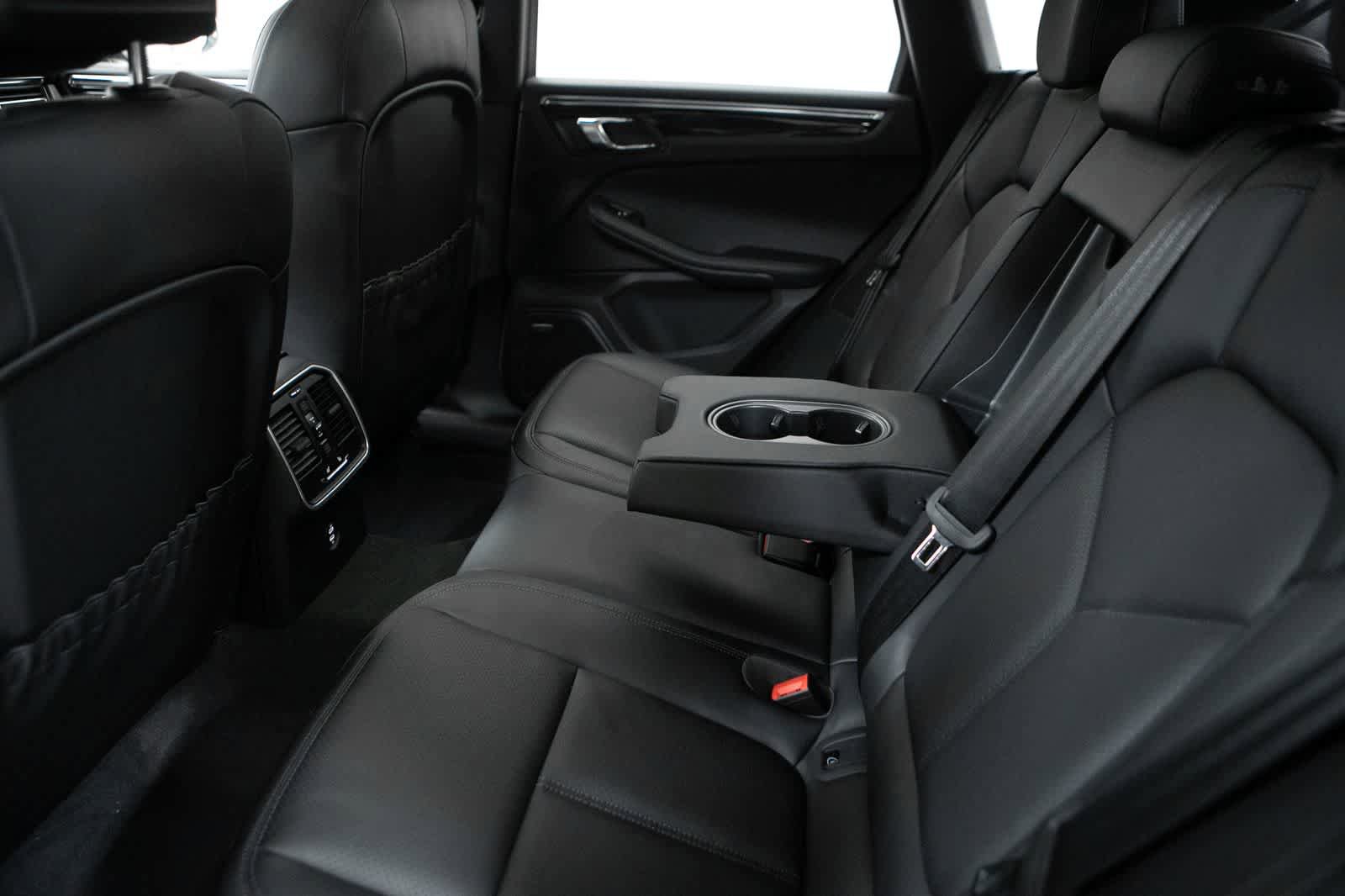 New 2026 Porsche Macan S AWD/4WD image 37
