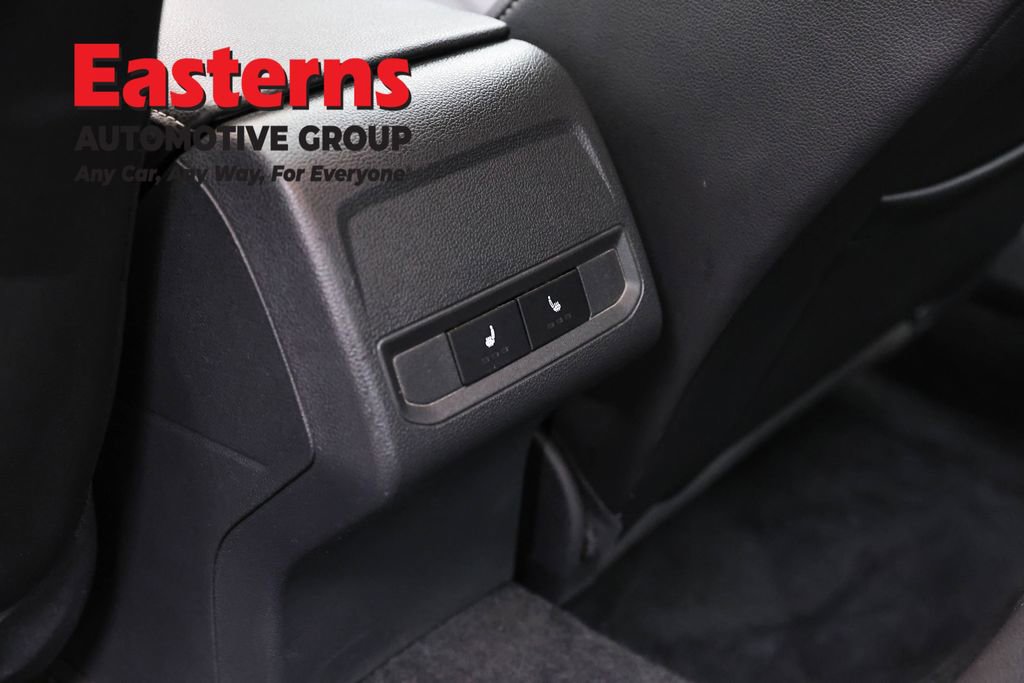 Used 2020 Volkswagen Jetta SE w/ SE Cold Weather Package image 21