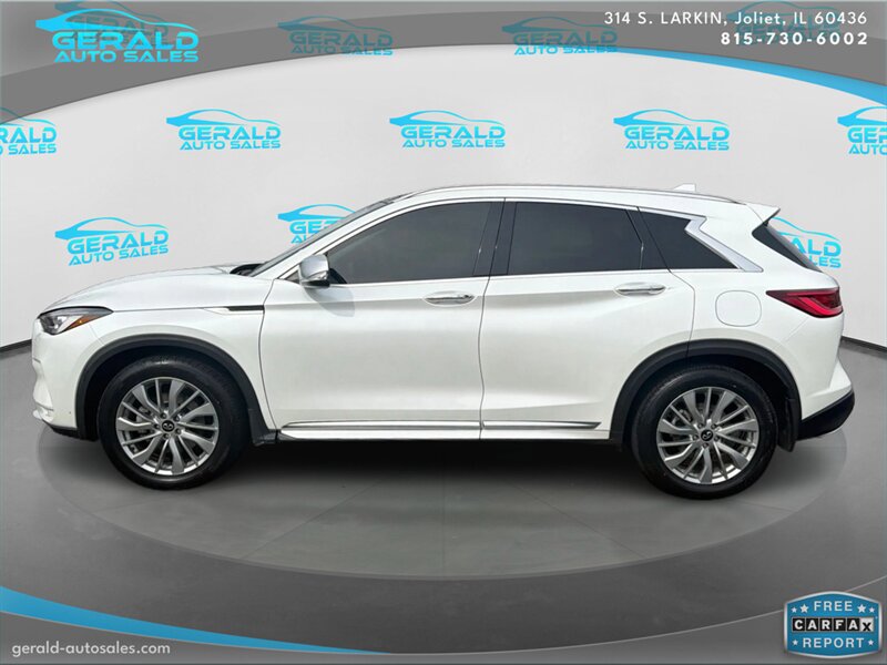 Used 2023 INFINITI QX50 Luxe w/ Accent Package AWD/4WD image 3