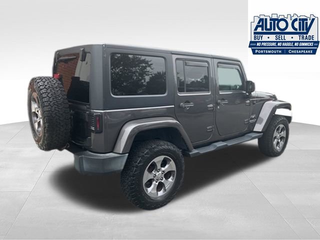 Used 2016 Jeep Wrangler Unlimited Sahara w/ Dual Top Group AWD/4WD image 24