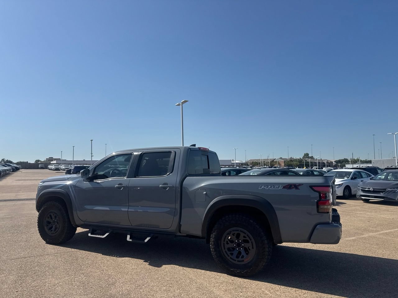 Certified 2025 Nissan Frontier PRO-4X w/ Pro Convenience Package AWD/4WD image 14