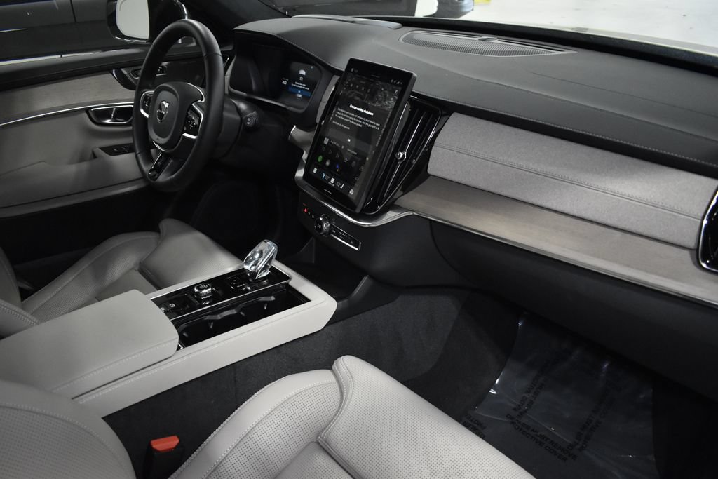 Used 2026 Volvo XC90 B6 Ultra w/ Lounge Package AWD/4WD image 25