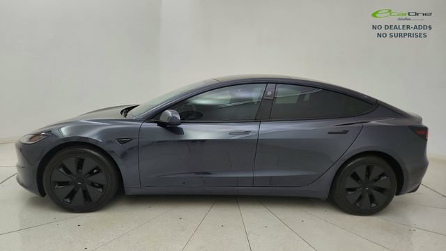Used 2025 Tesla Model 3 Long Range AWD/4WD image 3