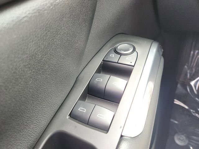 Used 2024 Chevrolet Traverse LS image 34