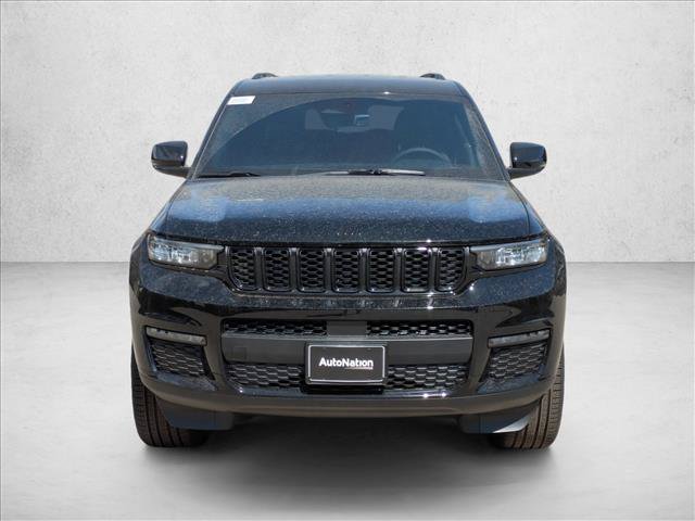 New 2025 Jeep Grand Cherokee L Limited w/ Black Appearance Package AWD/4WD image 6