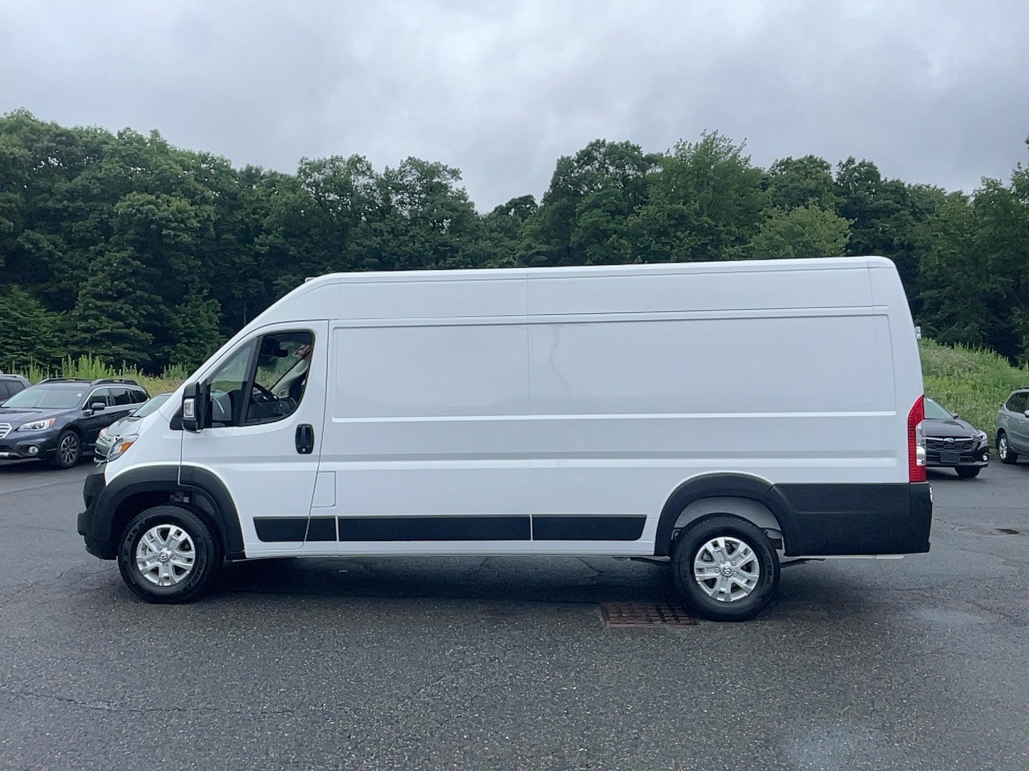 Used 2025 RAM ProMaster 3500 w/ Quick Order Package 22G SLT FWD image 6