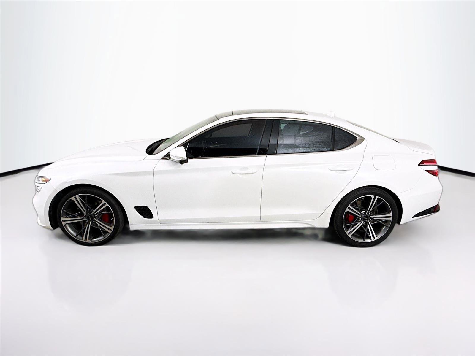 Used 2025 Genesis G70 3.3T Advanced w/ Sport Prestige Package image 10