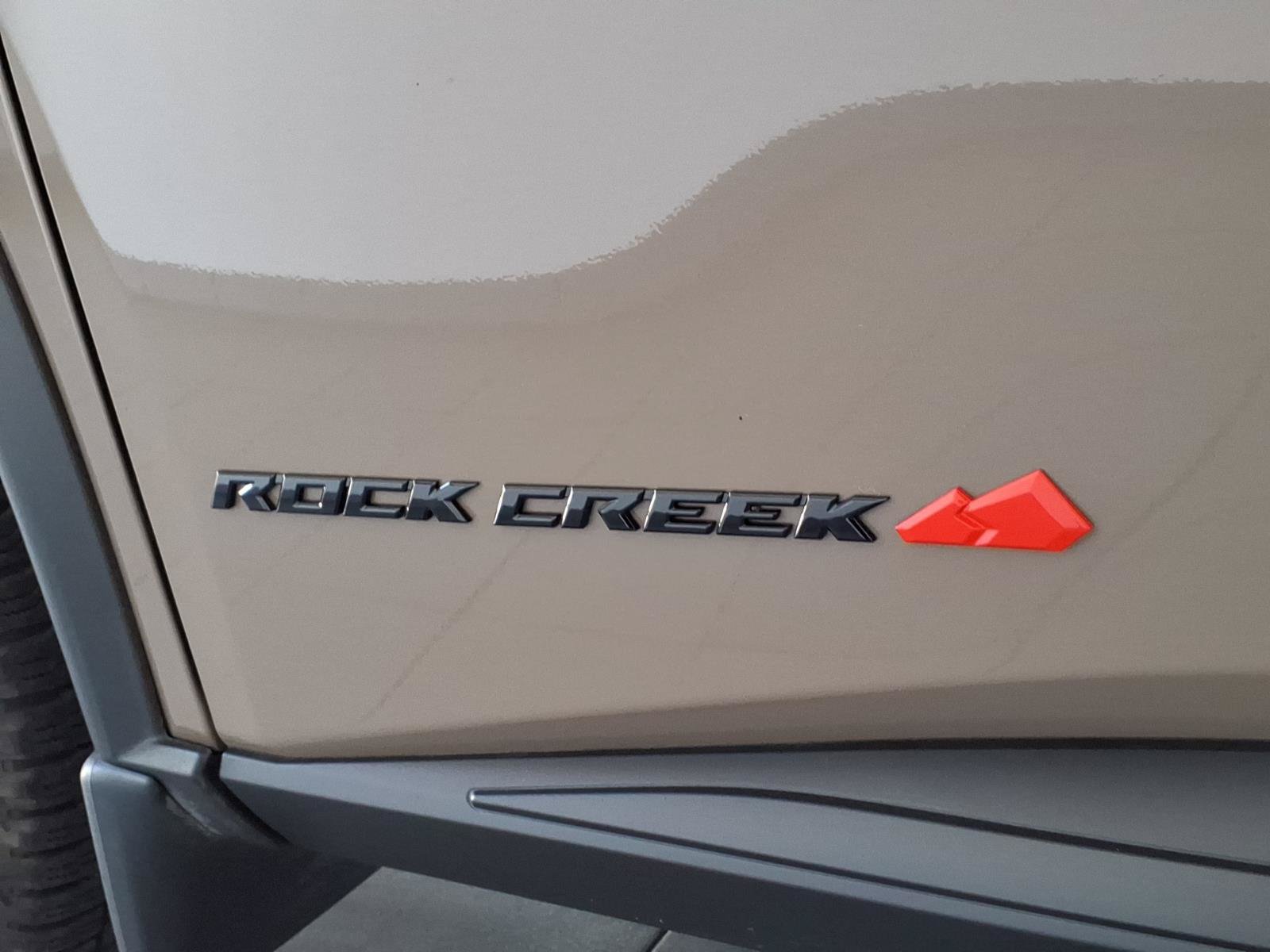 Used 2025 Nissan Rogue SV w/ Rock Creek Premium Package AWD/4WD image 9