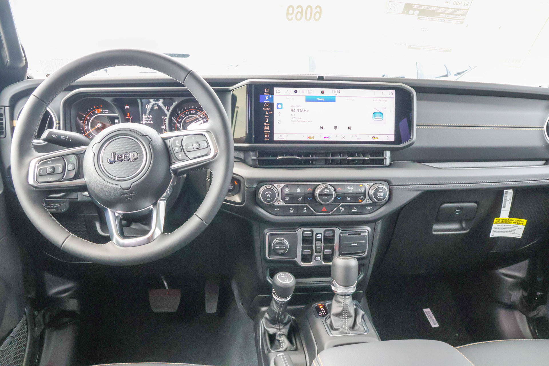 New 2026 Jeep Wrangler Unlimited Sahara AWD/4WD image 19