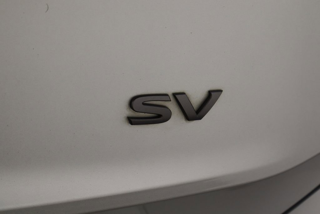 Used 2024 Nissan Rogue SV w/ SV Premium Package image 45