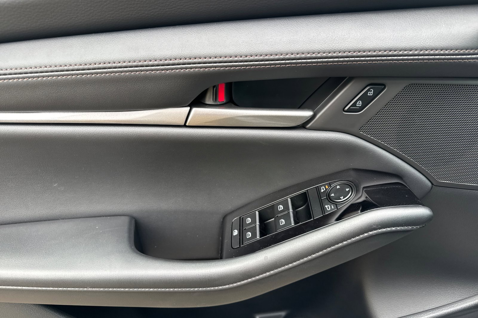 New 2026 MAZDA MAZDA3 s Sport image 11