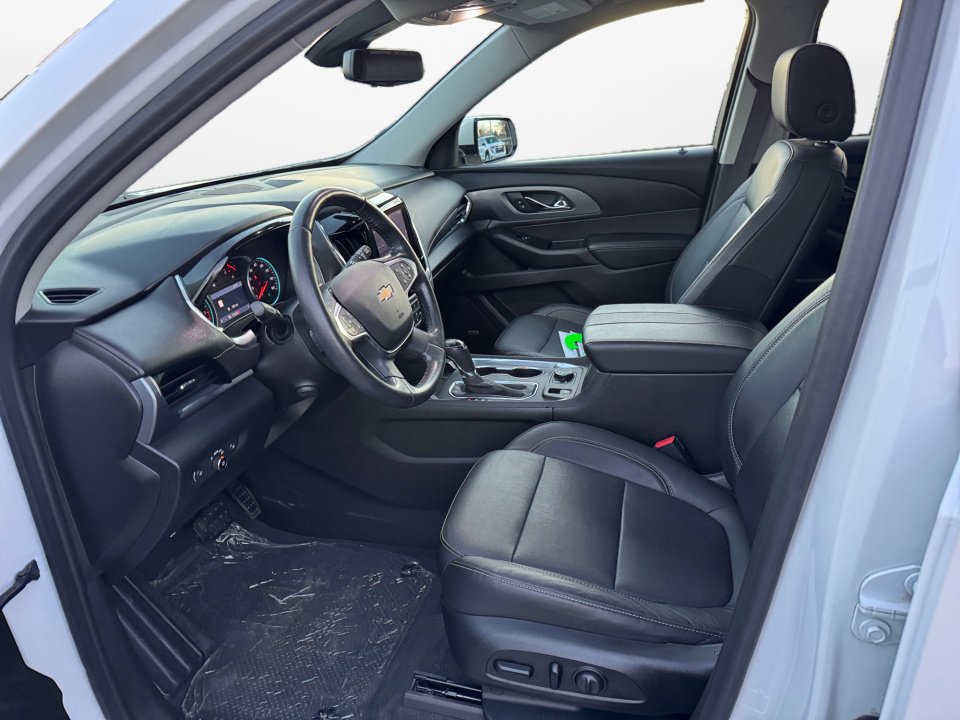Used 2020 Chevrolet Traverse Premier w/ LPO, Floor Liner Package image 11
