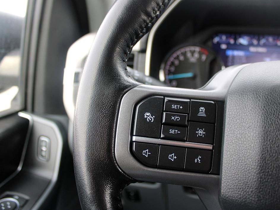 Used 2022 Ford F150 XLT w/ Equipment Group 302A High image 17