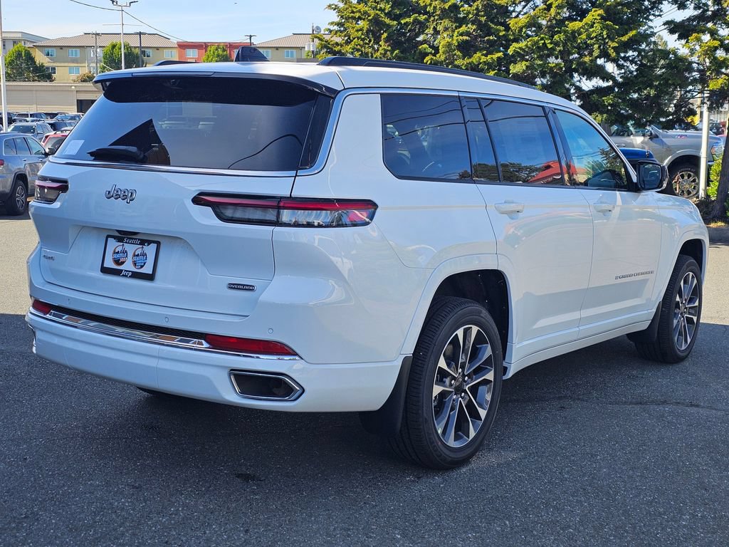 New 2024 Jeep Grand Cherokee L Overland w/ Advanced Protech Group III AWD/4WD image 8