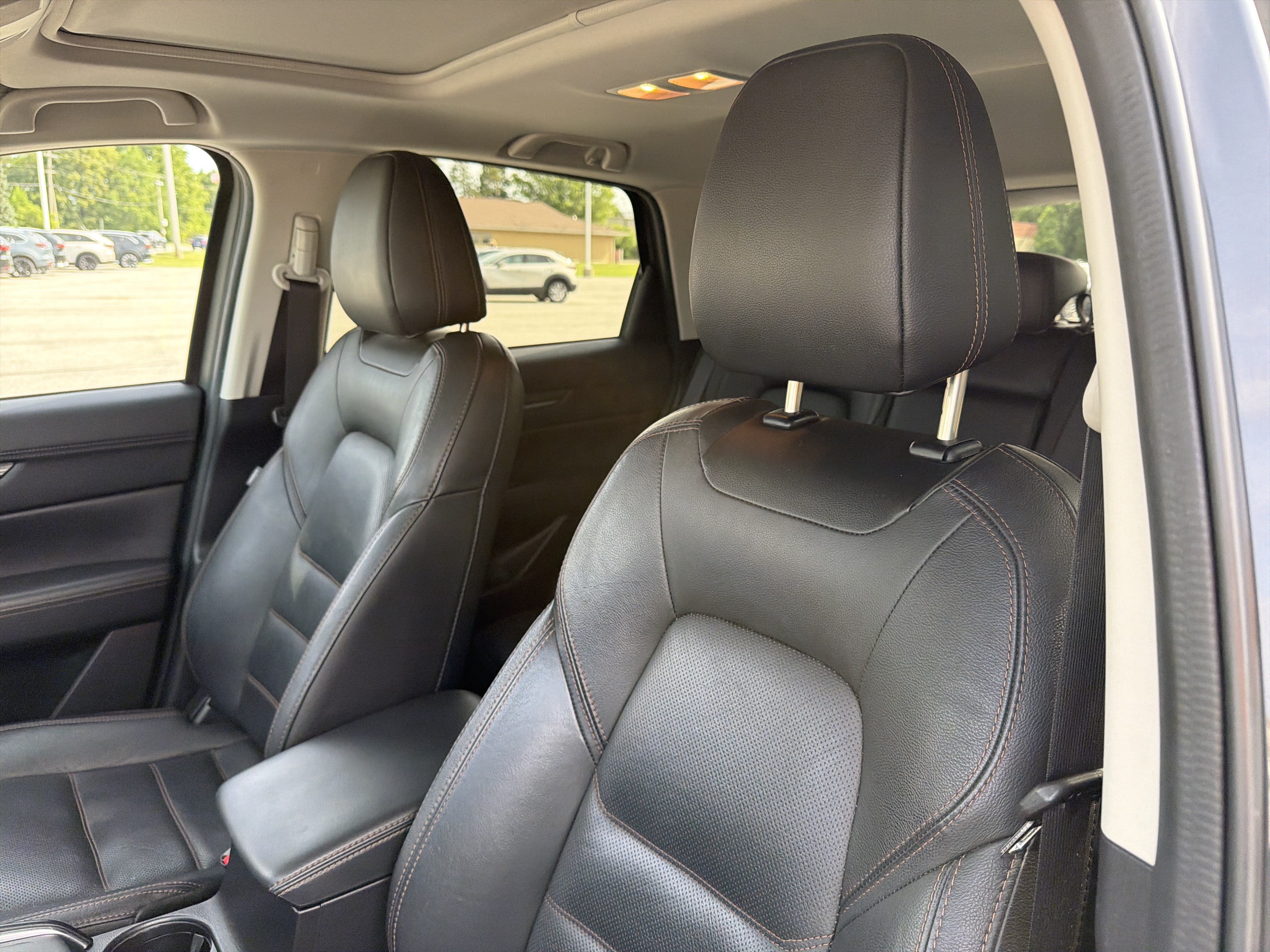 Used 2023 MAZDA CX-5 AWD 2.5 S w/ Premium Package image 16