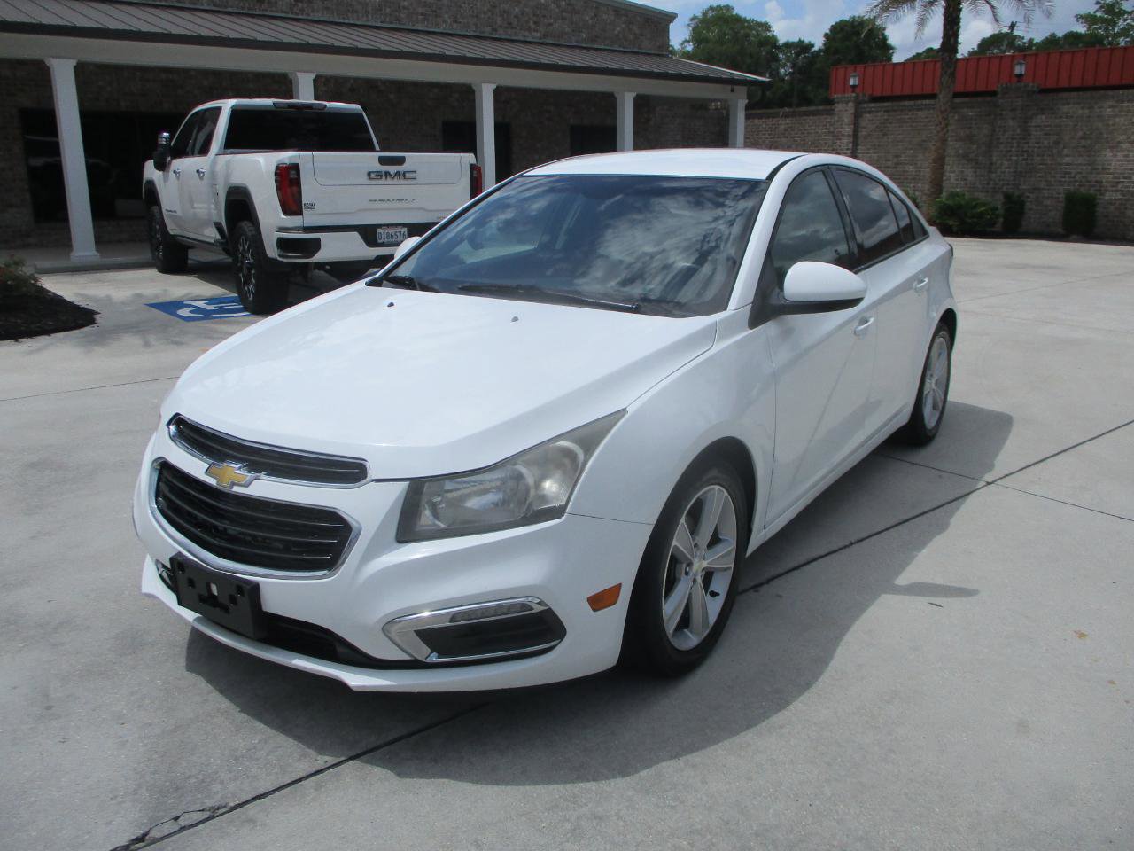 Used 2015 Chevrolet Cruze LT FWD image 5