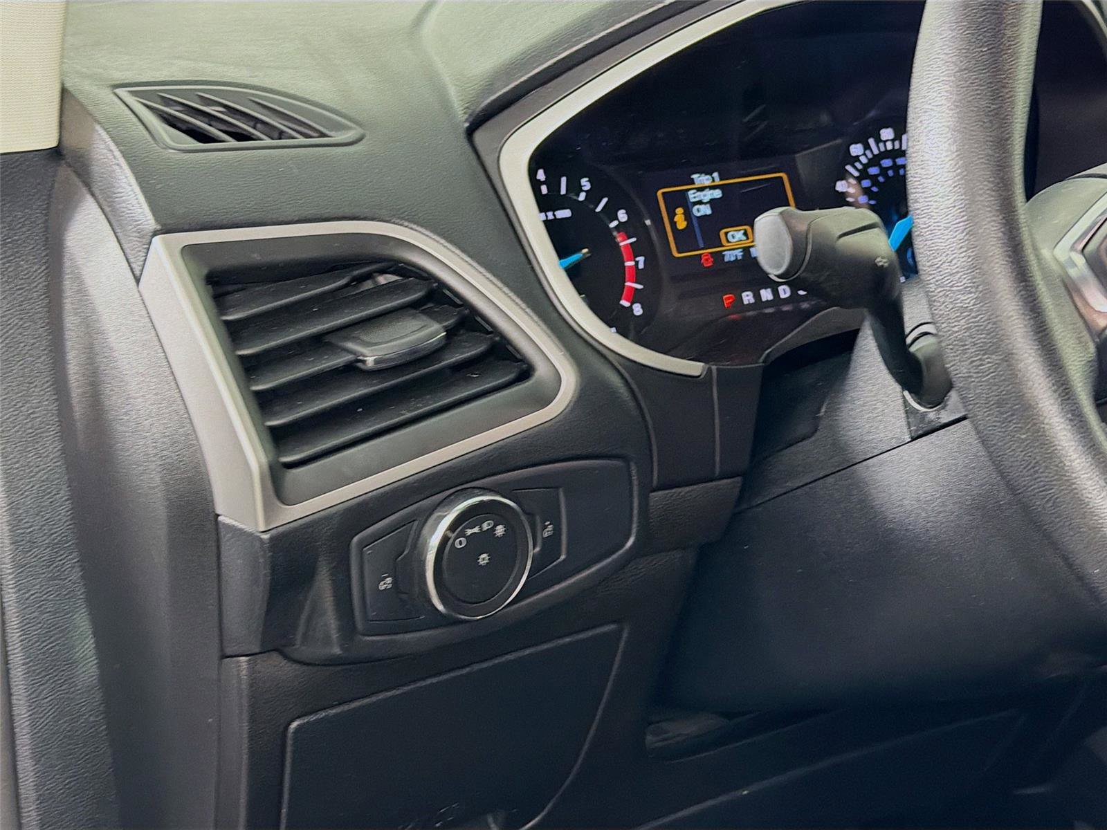 Used 2018 Ford Edge SEL w/ Class II Trailer Tow Package image 10